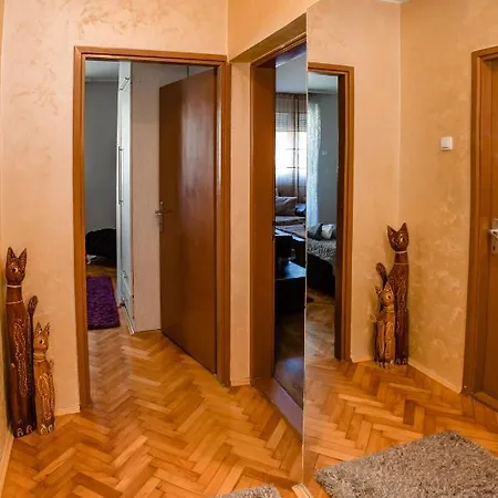 Apartment Apartman Nina *